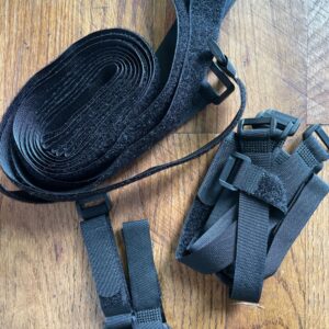 Klettband mit Öse (verschiedene Längen) – für Outdoor & Bushcraft